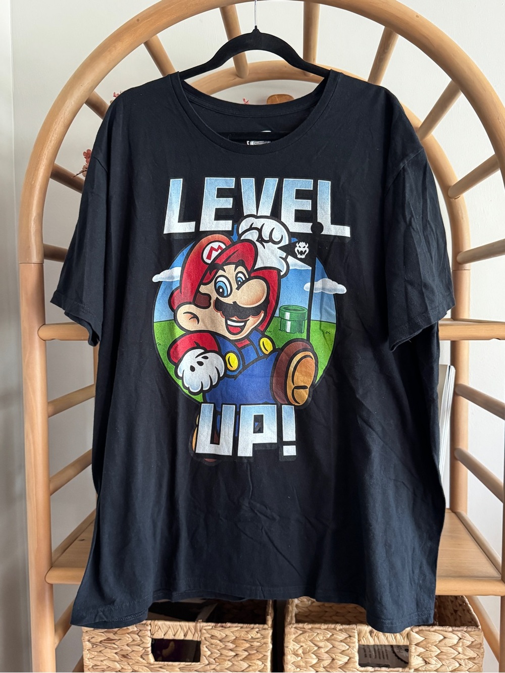 Nintendo Super Mario “Level Up!” Graphic Tee – 2XL